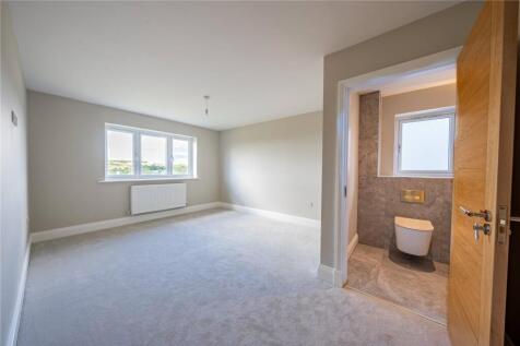 Master Bed Suite 2