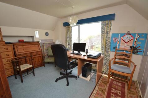 bedroom 3/study