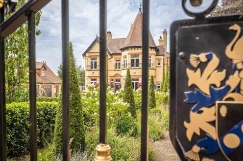 Entrance Gates
