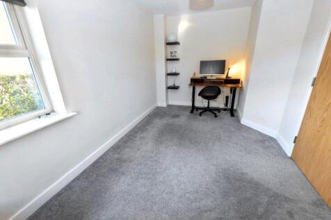 Bedroom/ Reception