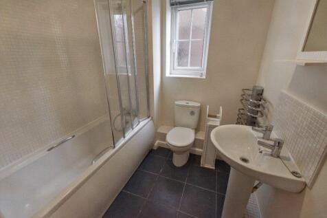 Bathromo