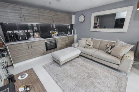Living Room/Kitchen