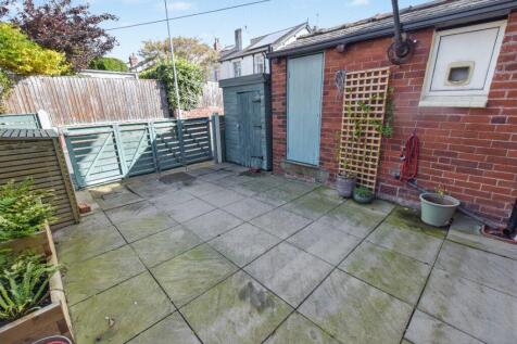 Garden/Parking