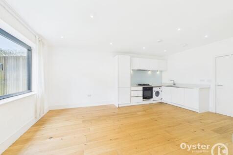 Living / Kitchen Room