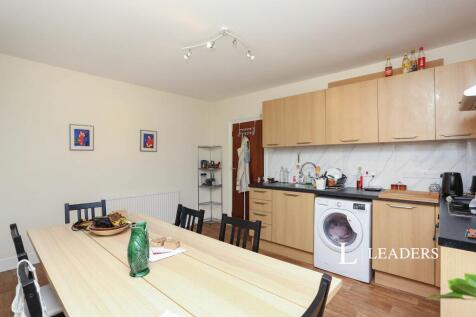 Kitchen / Breakfast Room Reverse