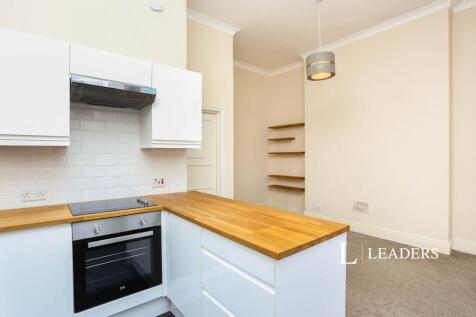 Kitchen / Living Room