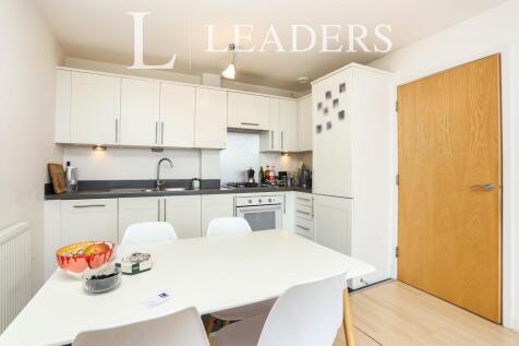 Kitchen / Dining Area