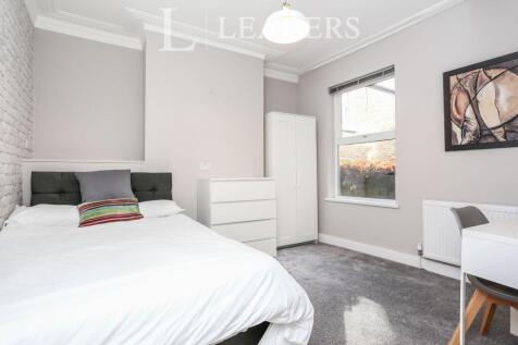 ROOM 2 Furnished