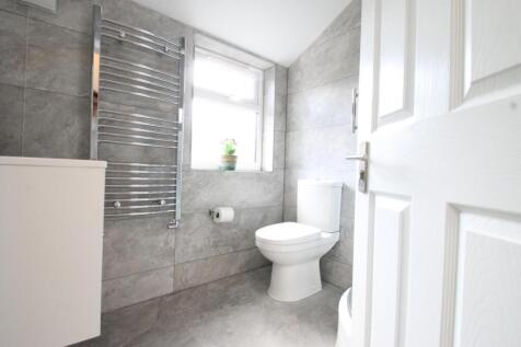Shower room for room 5