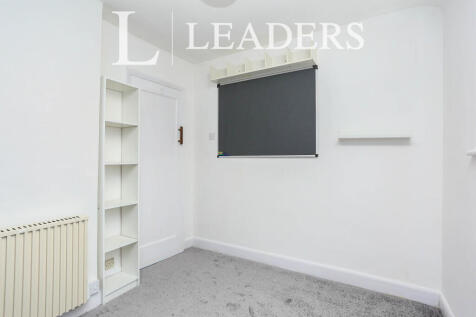 Second bedroom