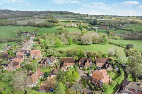 54817_SVN240048_IMG_