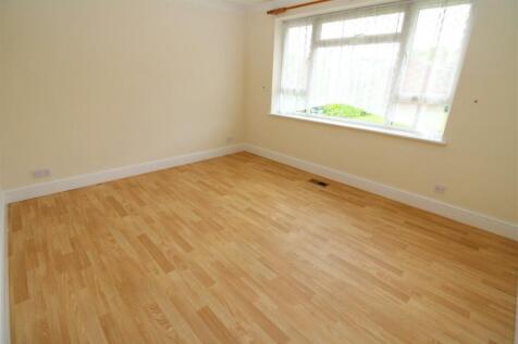 bedroom 2.JPG