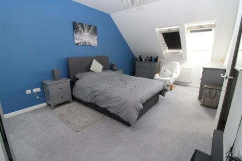 BEDROOM ONE.JPG