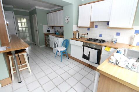 kitchen 2.JPG