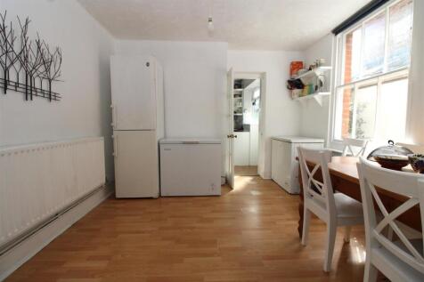 breakfast room.JPG