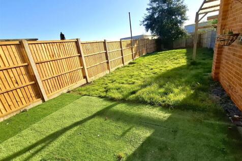 clun rd garden.jpg