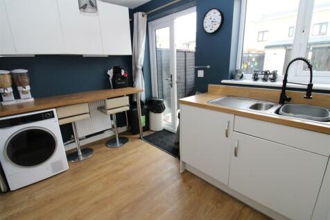 kitchen 3.JPG
