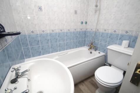 bathroom.JPG