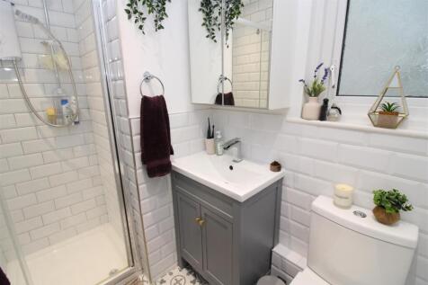 shower room.JPG
