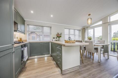 Littlehampton Marina, Ferry Road, Littlehampton-Po