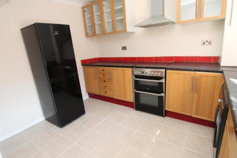 Kitchen 2.JPG