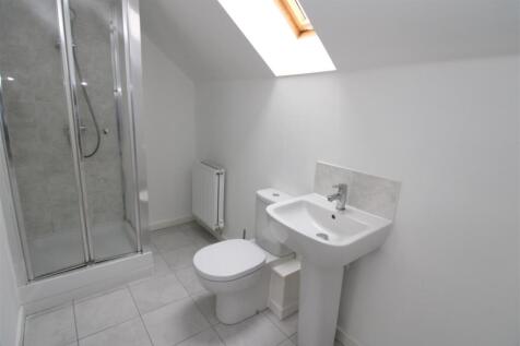 ensuite.JPG