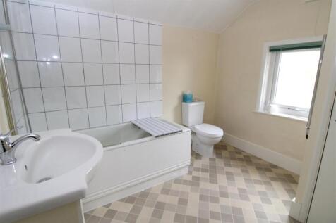 bathroom.JPG
