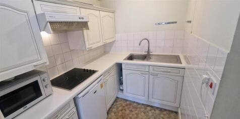 KITCHEN 2.jpg