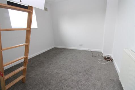 BEDROOM 1.JPG