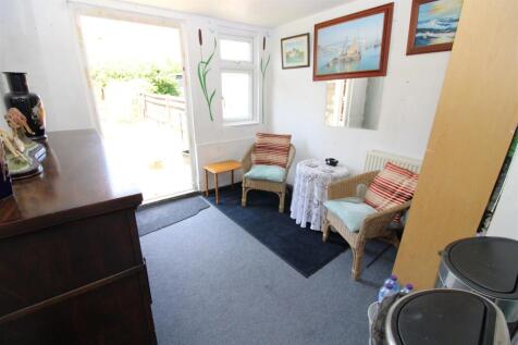 reception room 2.JPG