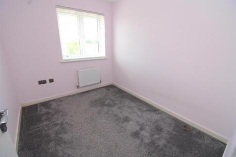 bedroom 3.JPG