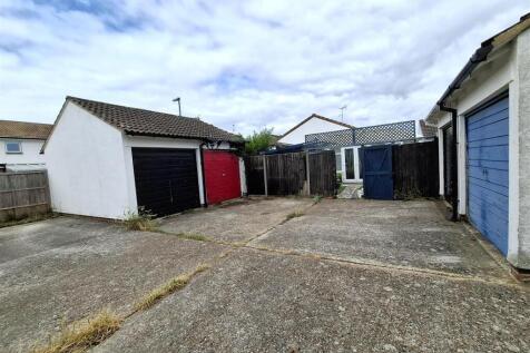 garages.jpg