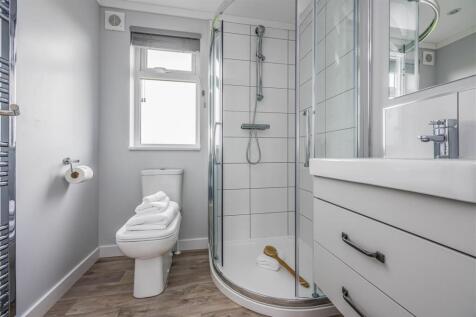 Plot 26 Littlehampton Marina-Small-PorticoMarketin