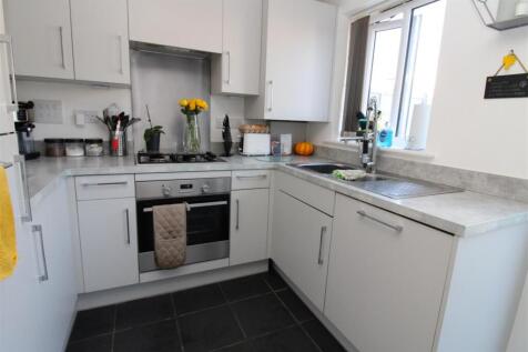 kitchen 2.JPG