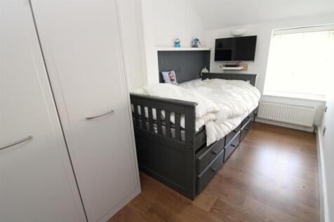Bedroom 3.JPG