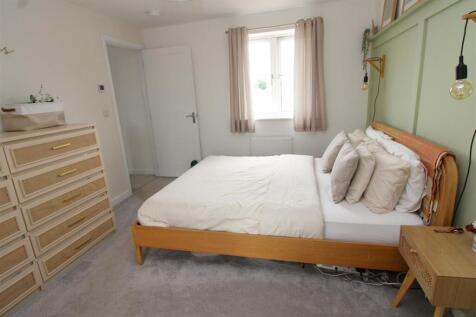 Bedroom 1..JPG
