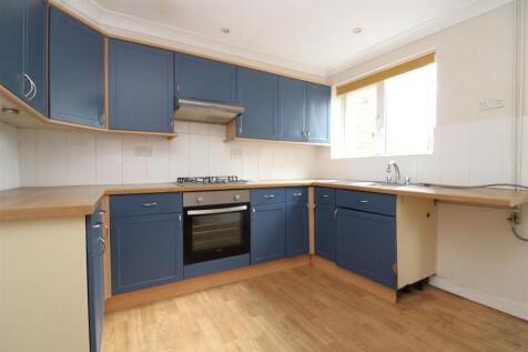 Kitchen 2.JPG