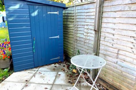 shed 2.jpg