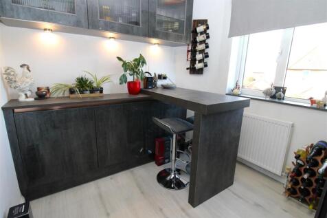 Breakfast Area.JPG