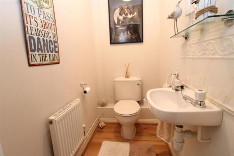 Ground floor cloakroom.JPG