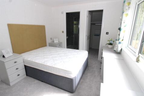 bedroom 1 other angle.JPG