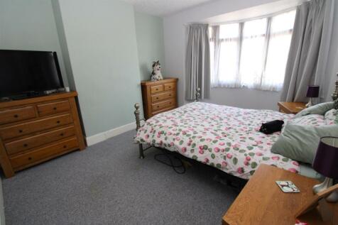 BEDROOM ONE.JPG