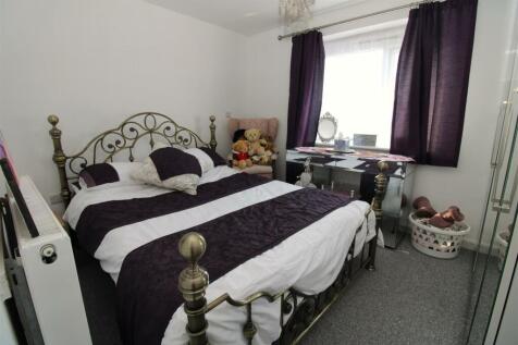 BED 2.JPG