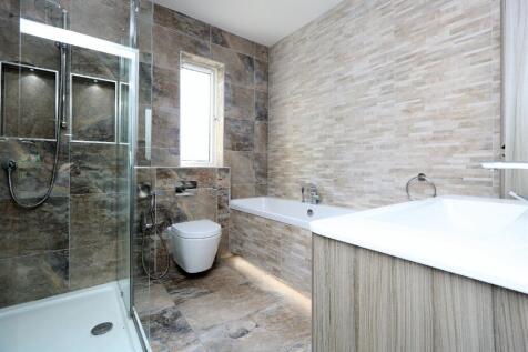 30_16928783886452.JP