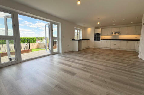 Kitchen Family Room