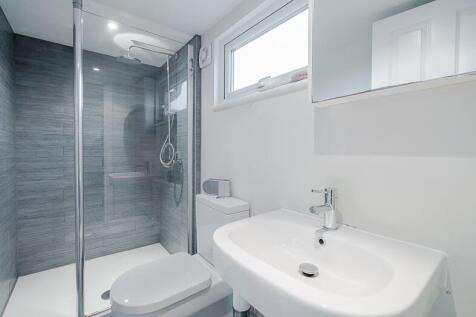 Ensuite shower room