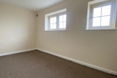 Dining Room / Stu...