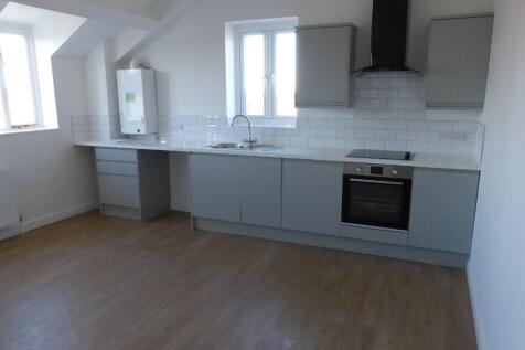 Kitchen/Living Ro...