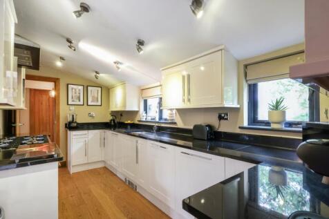Lodge Kitchen