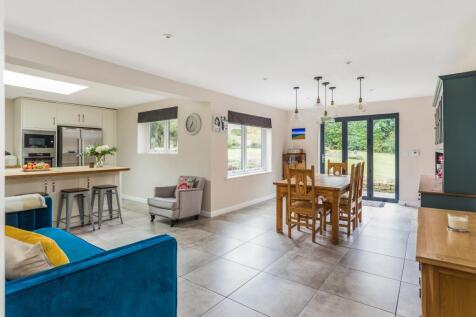 Kitchen/Family Room